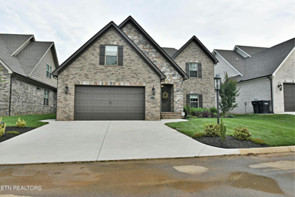 8411 SAND TRAP LN, KNOXVILLE, TN 37923 - Image 1