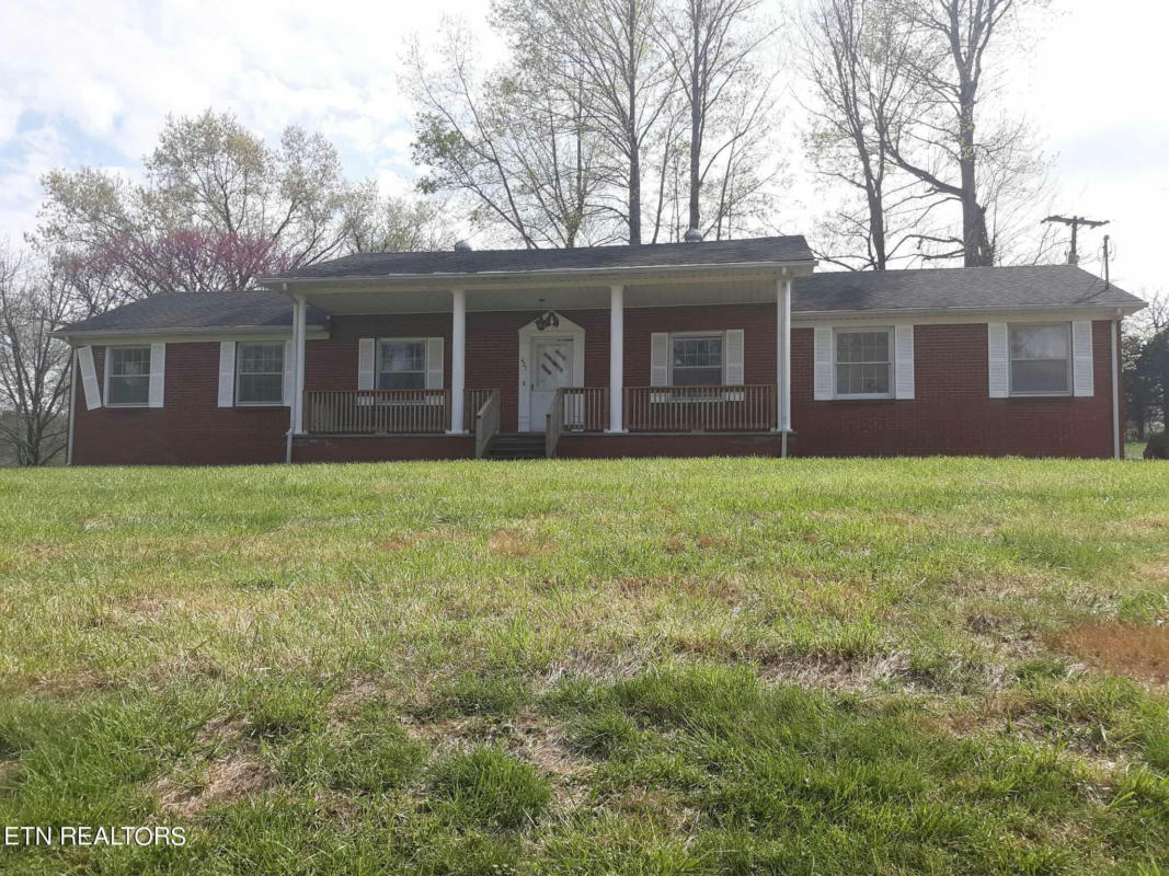 423 S MAIN ST, BYRDSTOWN, TN 38549, photo 1 of 38