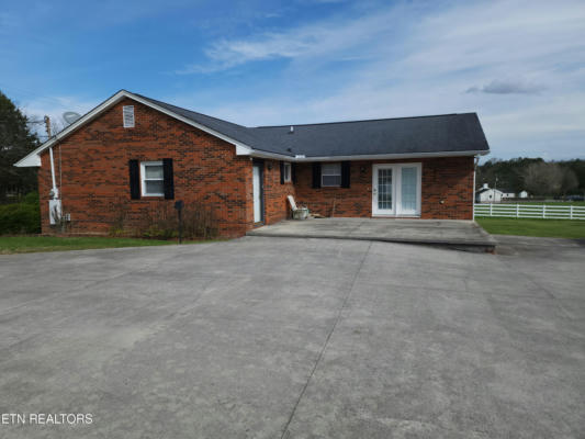 9110 N RUGGLES FERRY PIKE, STRAWBERRY PLAINS, TN 37871, photo 4 of 26