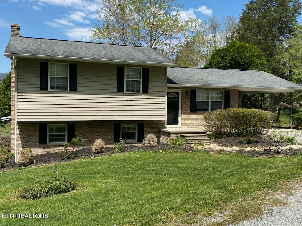 618 BACK VALLEY RD, SPEEDWELL, TN 37870, photo 1 of 27