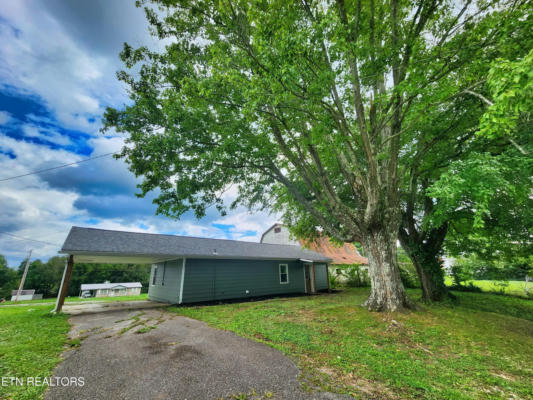 131 JOHNNY BAIRD LN, JACKSBORO, TN 37757, photo 2 of 27