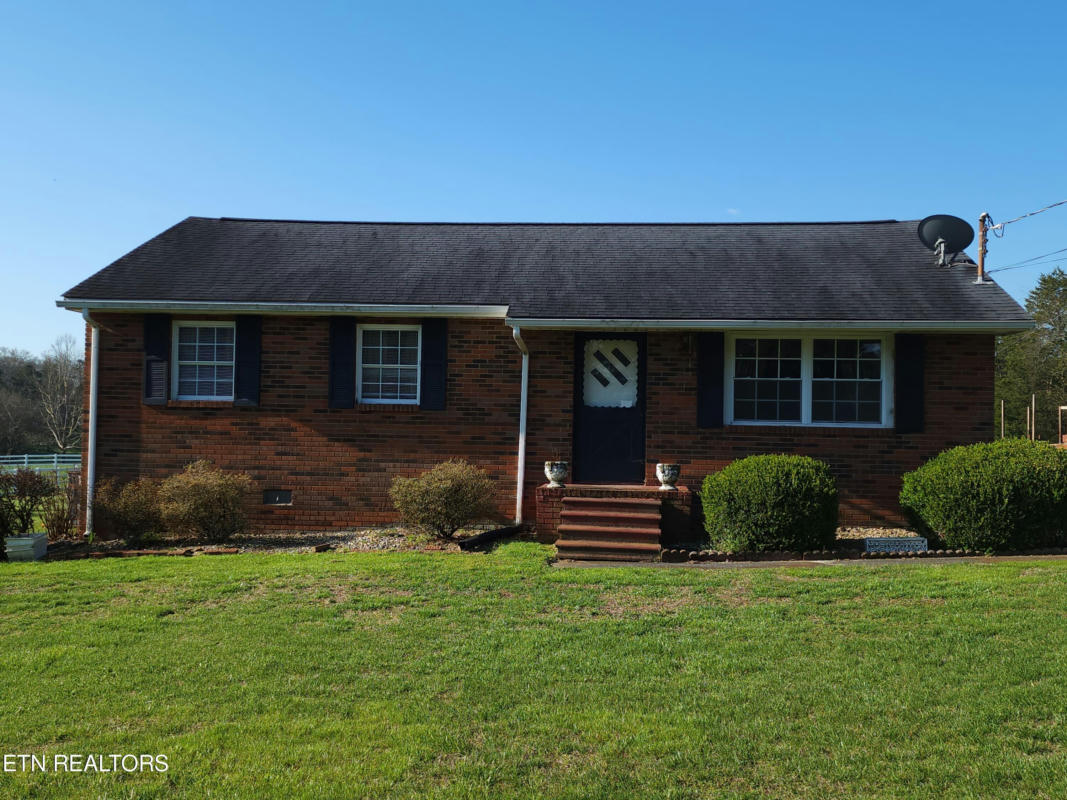 9110 N RUGGLES FERRY PIKE, STRAWBERRY PLAINS, TN 37871, photo 1 of 26