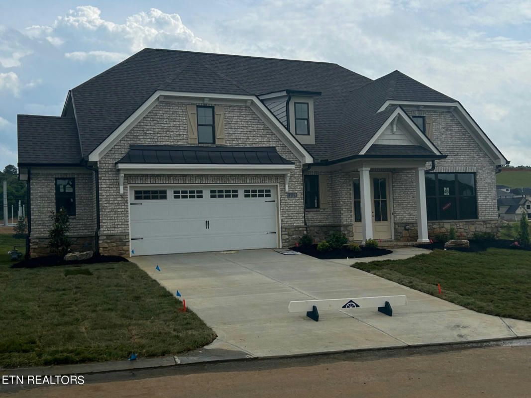 12128 DEER CROSSING DR, KNOXVILLE, TN 37932, photo 1 of 16