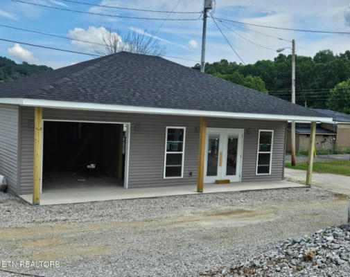 325 7TH ST, ROCKY TOP, TN 37769, photo 2 of 12