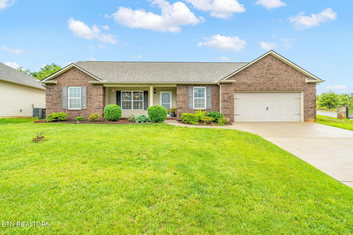 2538 ANCIENT OAK LN, KNOXVILLE, TN 37931, photo 1 of 35