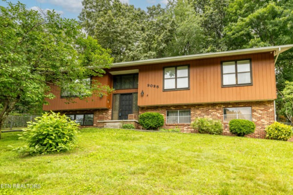 9025 SHALLOWFORD RD, KNOXVILLE, TN 37923 - Image 1