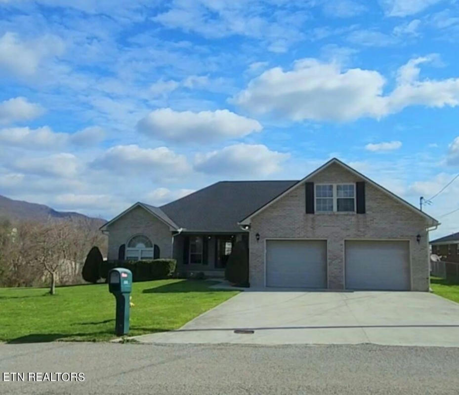 116 COLONIAL HTS, LAFOLLETTE, TN 37766, photo 1 of 37