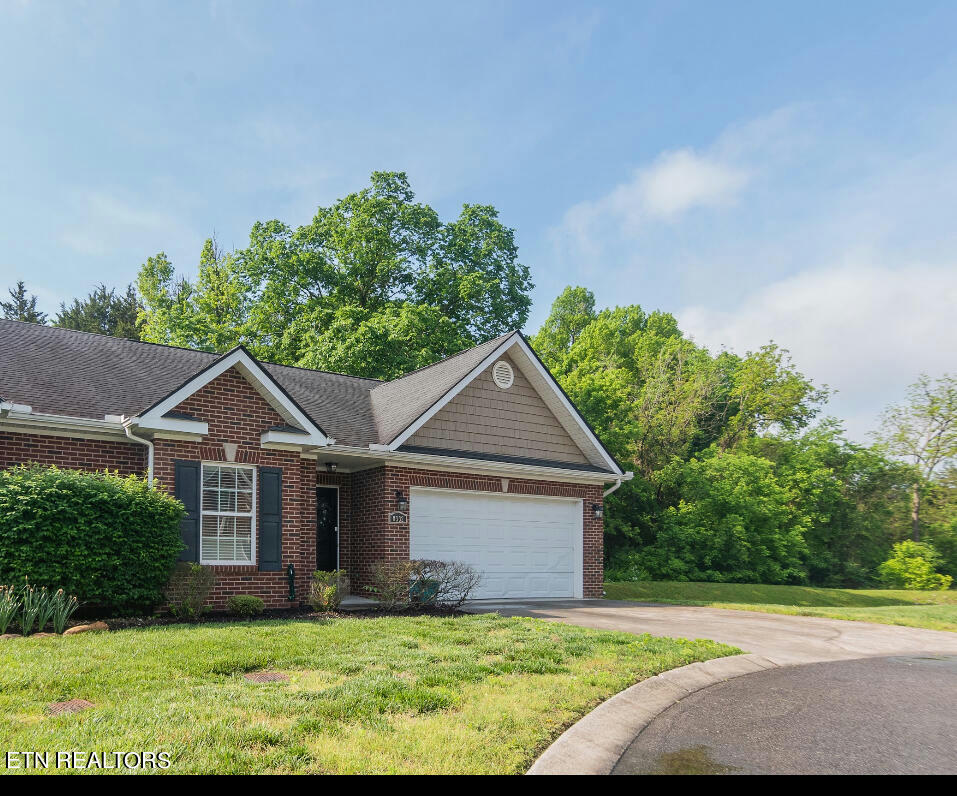 8332 TUMBLED STONE WAY, KNOXVILLE, TN 37931, photo 1 of 18