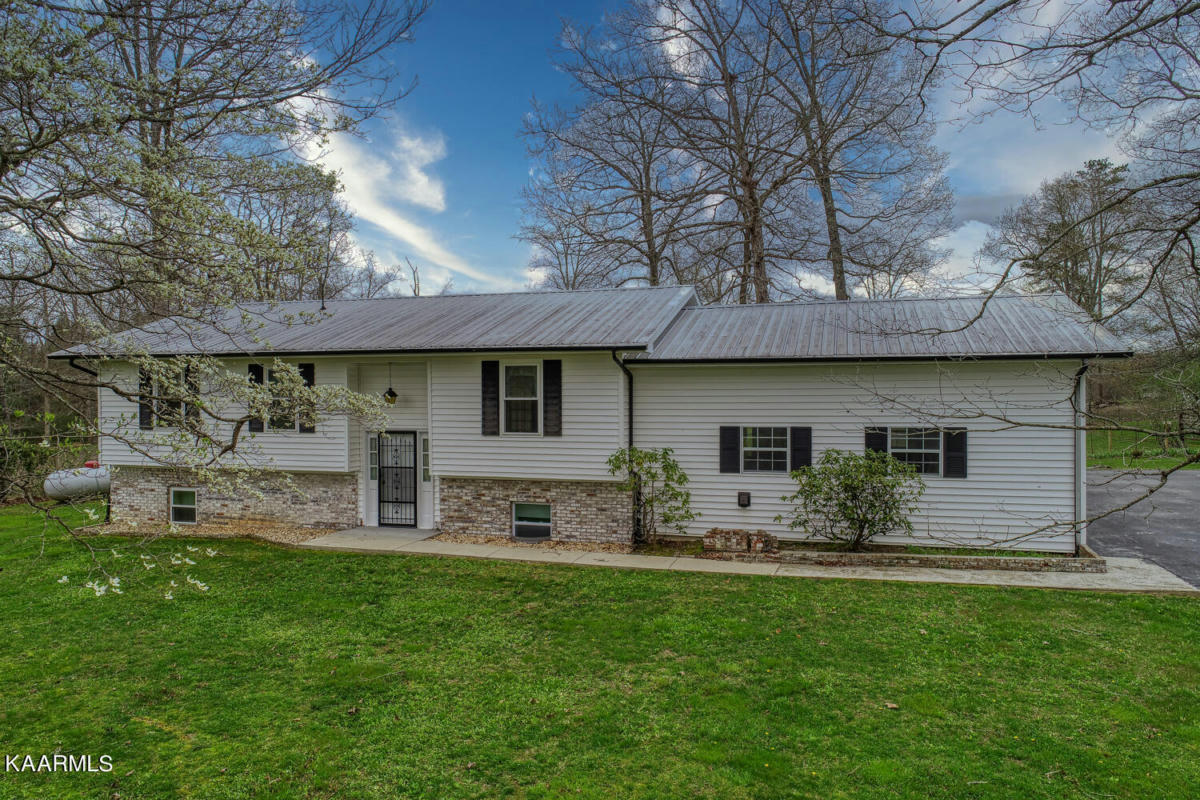 286 WMA RD, Rockwood, TN 37854 Single Family Residence For Sale MLS 1224056 RE/MAX