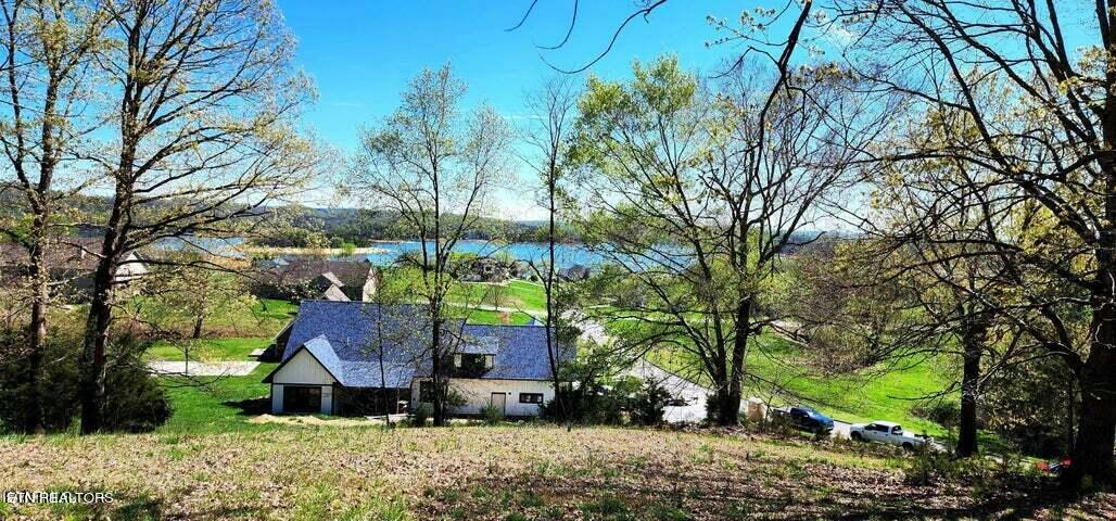 9022 PARADISE VIEW DR, MOORESBURG, TN 37811, photo 1 of 17
