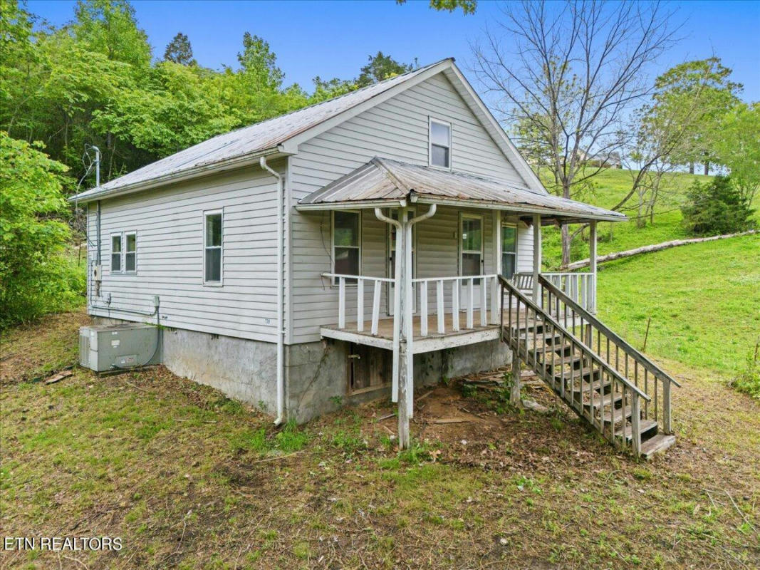 739 LOOP HOLLOW RD, NEW TAZEWELL, TN 37825, photo 1 of 22
