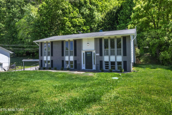 5524 CARTER RD, KNOXVILLE, TN 37918 - Image 1
