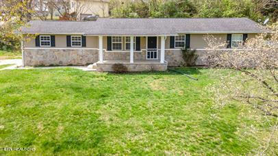 2309 NUTHATCHER RD, KNOXVILLE, TN 37923 - Image 1