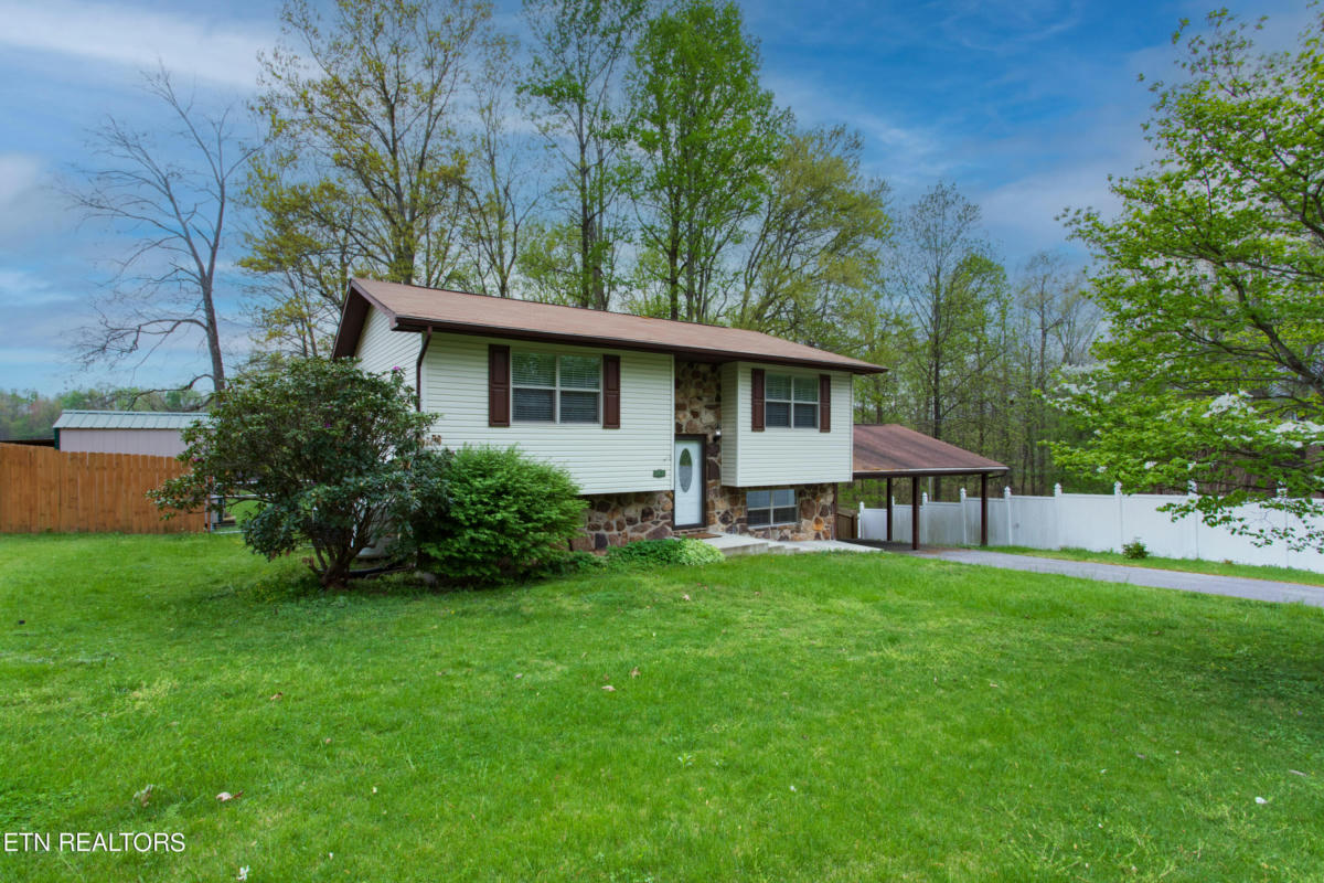 500 NORRIS DR, TAZEWELL, TN 37879, photo 1 of 37