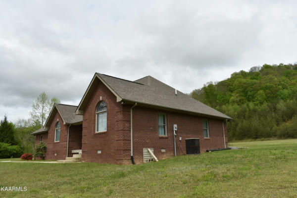 412 PAGE SCHOOL RD, PINEVILLE, KY 40977, photo 2 of 38