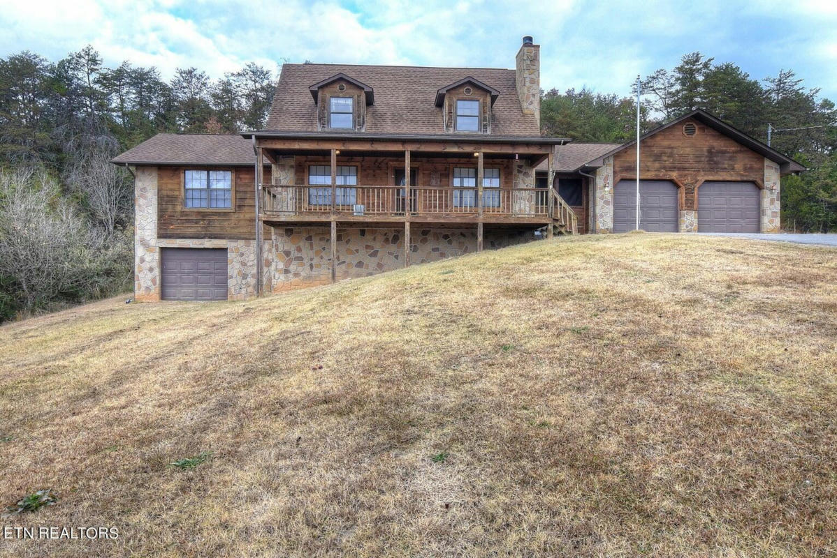 1032 POWDER SPRINGS RD, SEVIERVILLE, TN 37876, photo 1 of 26