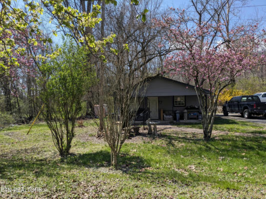 9501 PETROS HWY, OLIVER SPRINGS, TN 37840, photo 5 of 22